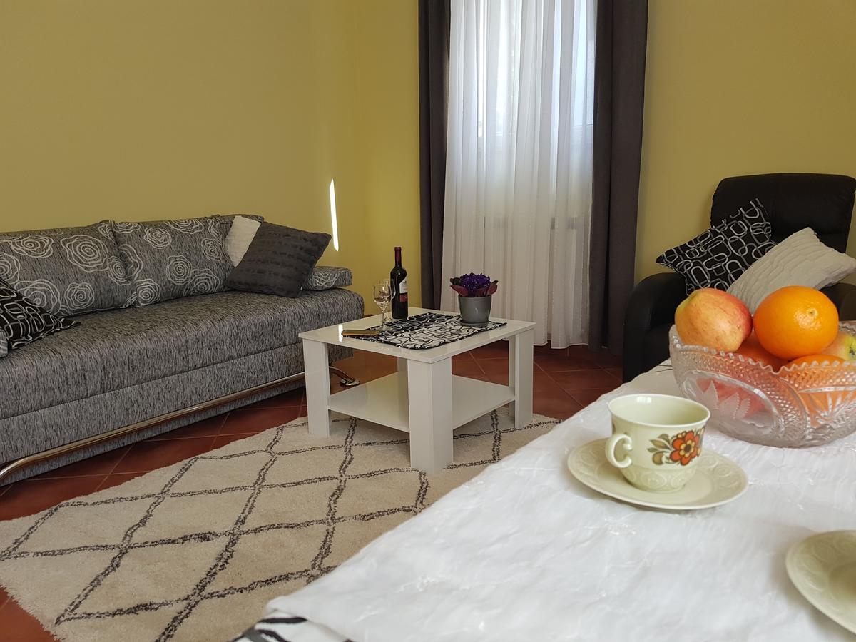 Apartments Ella Rovinj Kültér fotó