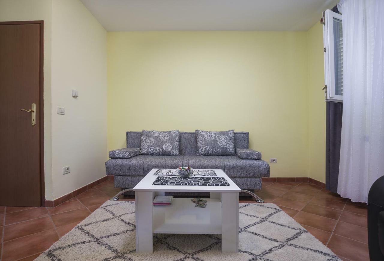 Apartments Ella Rovinj Kültér fotó